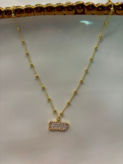 “Mi Isla Necklace”